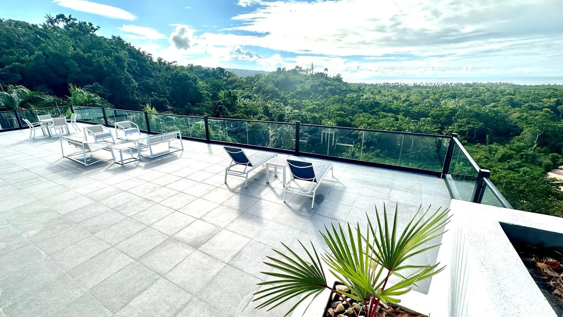 All-New Zen Apartment With Treetops And Ocean Views ! Las Terrenas